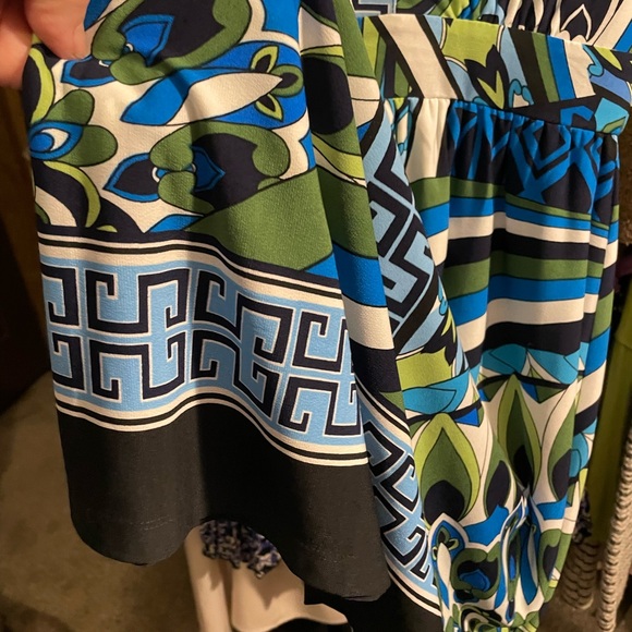 Colorful Geometric Patterned Dress - Picture 4 of 7